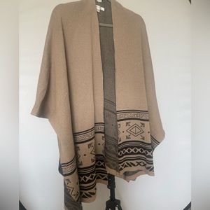 Boho poncho.